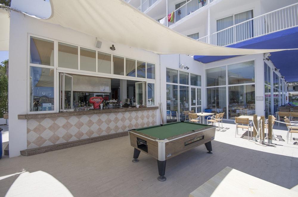 Azuline Hoteles Mar Amantis & II San Antonio  Exteriör bild